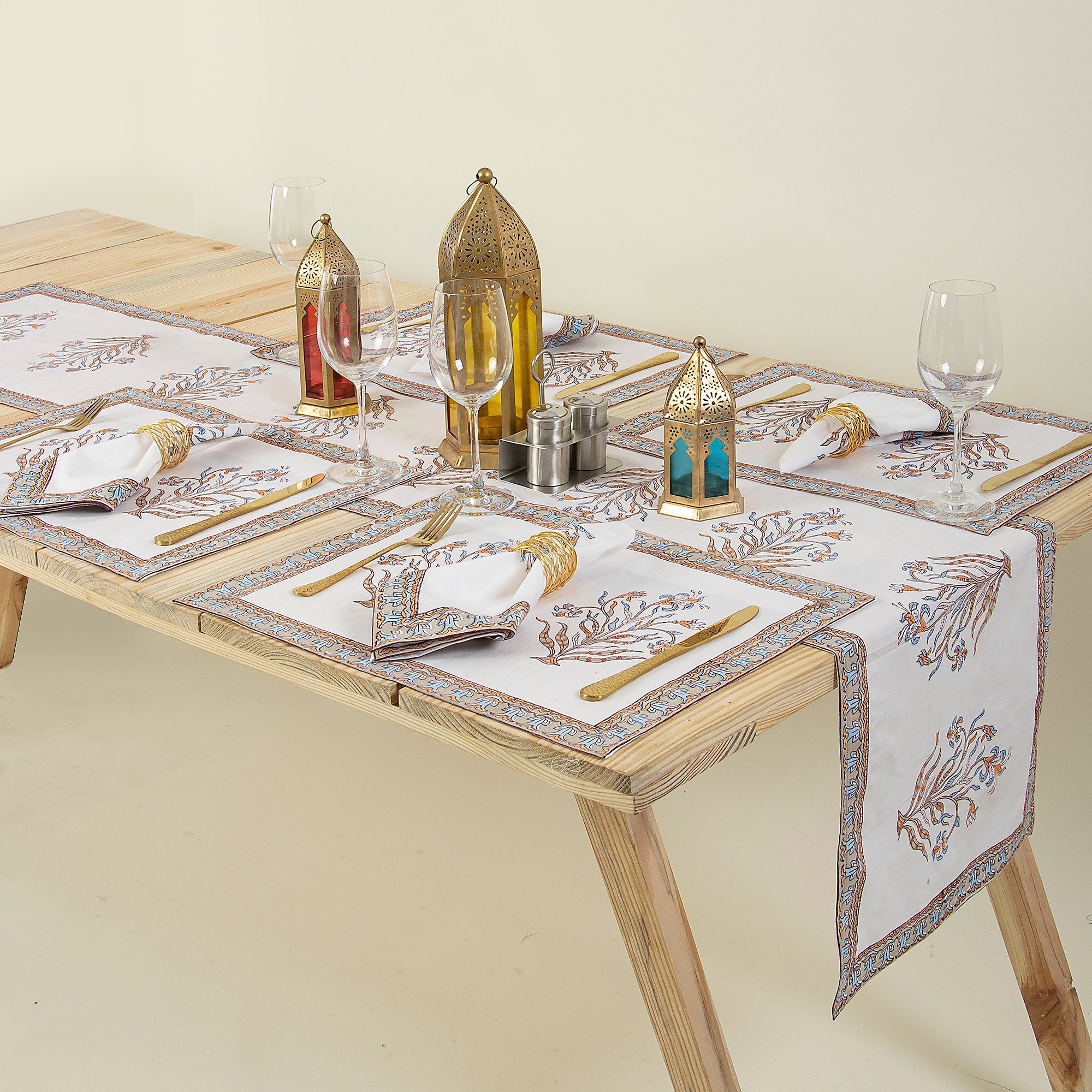 Boota Floral Block Printed Cotton Table Runner And Mat Set
